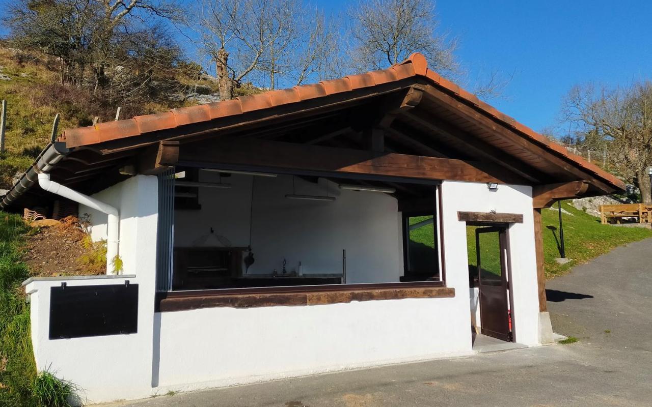 Saskarate Villa Asteasu Exterior photo